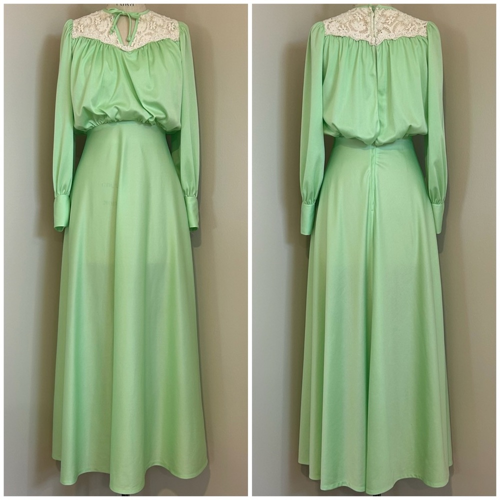 VTG 70s Does 40s Celadon Green Maxi Dress Polyester Lace Prairie Sz XS